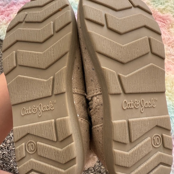 Cozy Tan Kids Boots with Faux Fur Lining - Picture 5 of 6